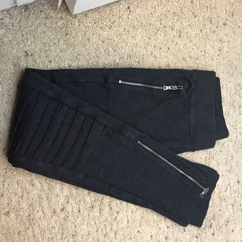 Grey motto leggings
